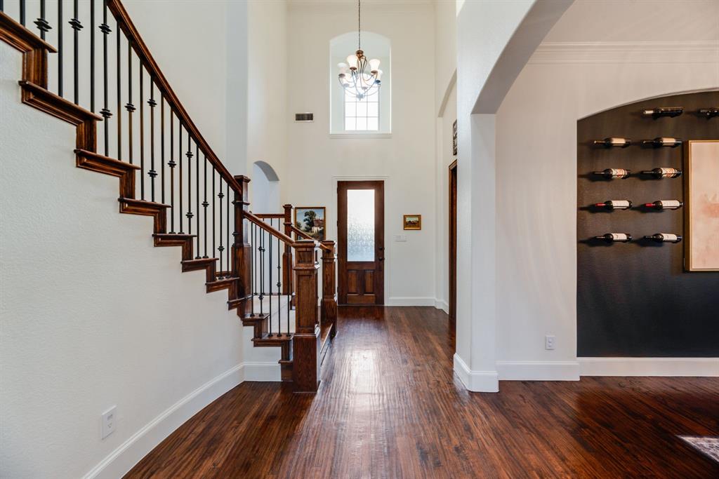 8700 Scarlet Trail