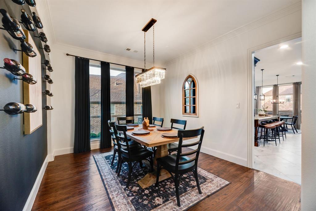 8700 Scarlet Trail