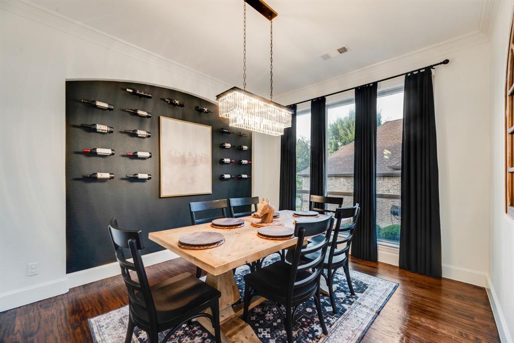 8700 Scarlet Trail