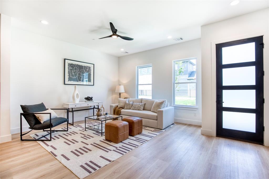 4309 Centerton Mews