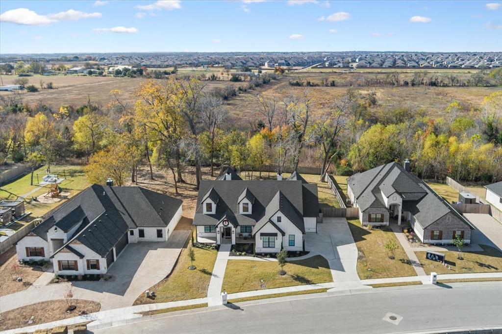 10229 Creekside Lane