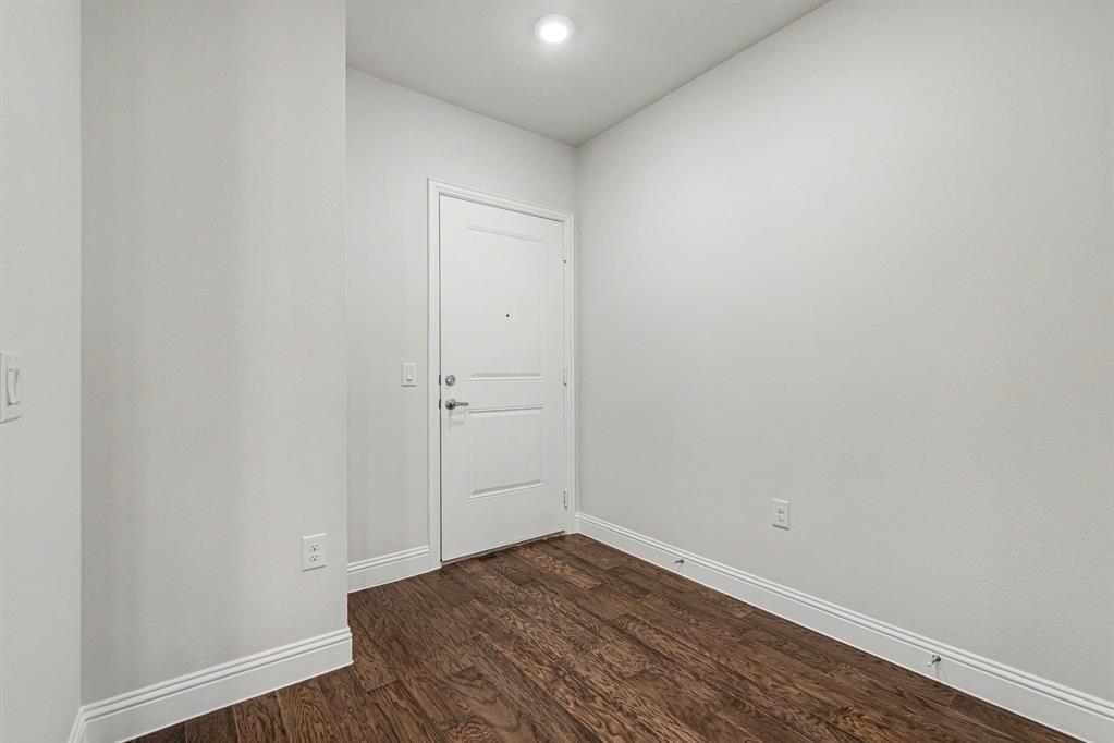 Gatherings at Mercer Crossing Condo B - Residential