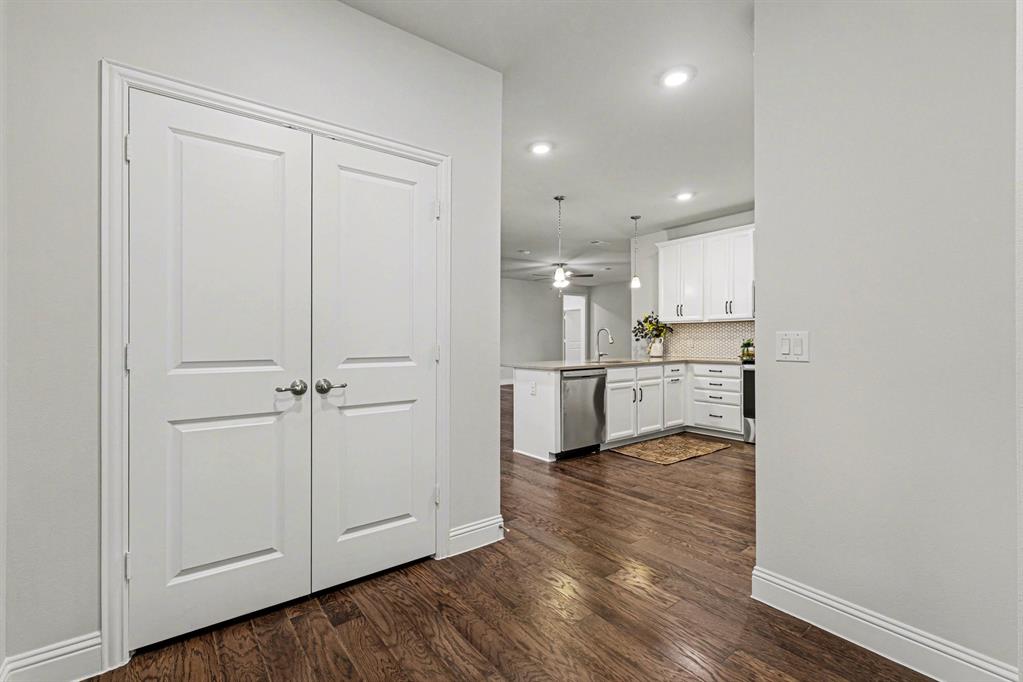 Gatherings at Mercer Crossing Condo B - Residential