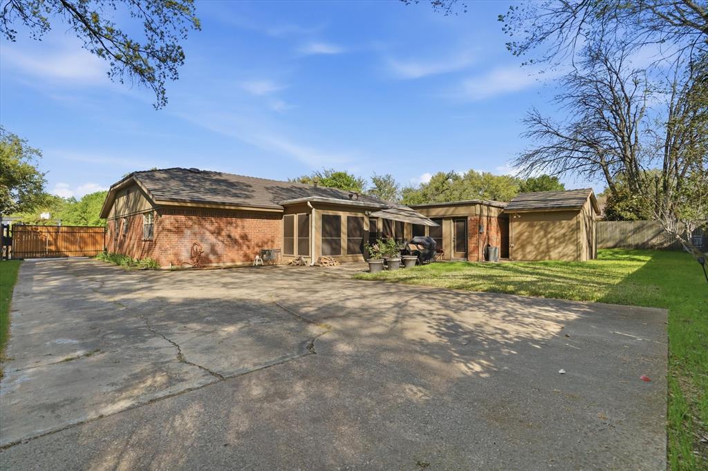 Lake Country Estates - Residential