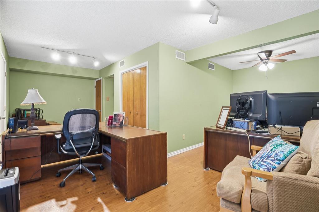 Lake Country Estates - Residential