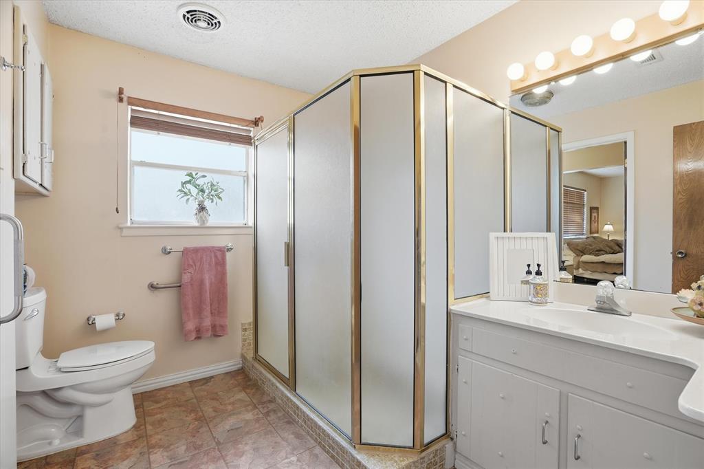 Lake Country Estates - Residential