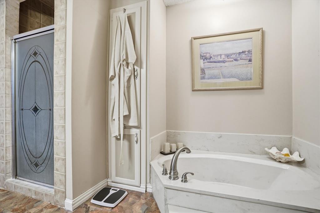 Lake Country Estates - Residential