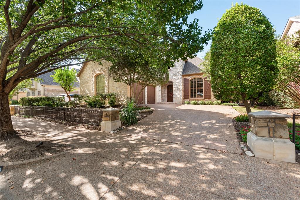 1420 Kensington Court