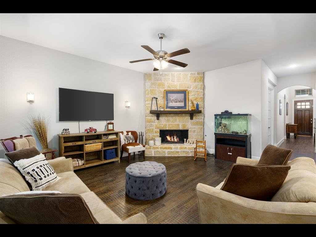 Chapel Creek Farms At Van Alst - Residential