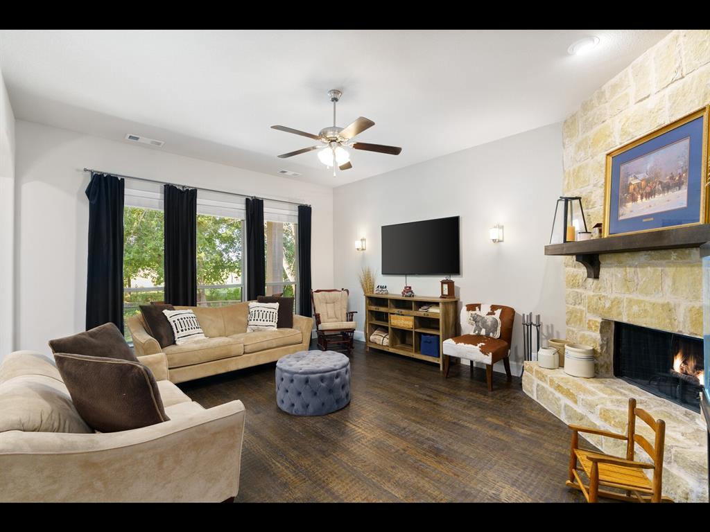 Chapel Creek Farms At Van Alst - Residential