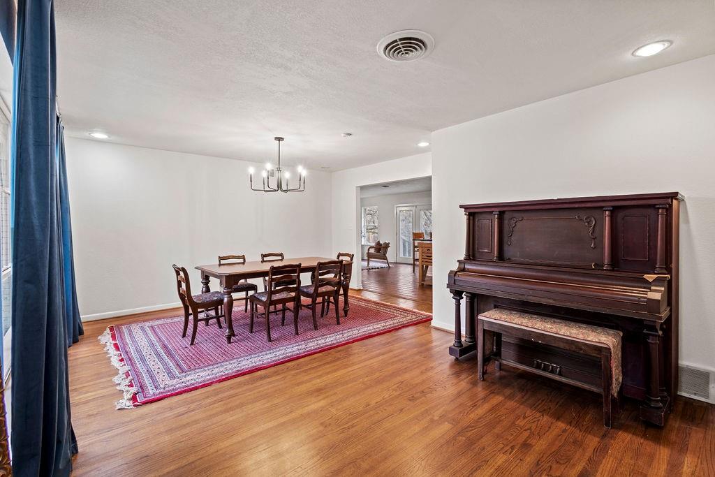 Claremont 01 Inst - Residential