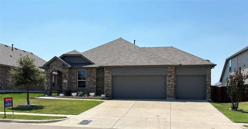 View Van Alstyne, TX 75495 house