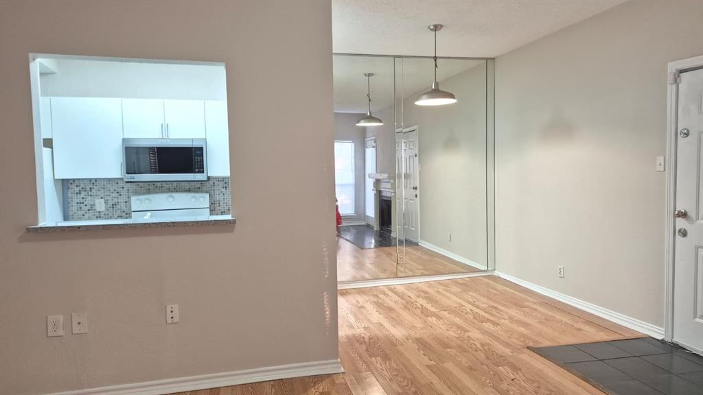 7025 Hemlock Avenue 209