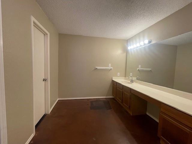 College Creek - Residential Lease