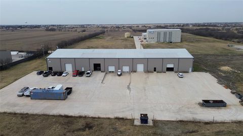 Photo of 1635 N Fm 156 #303, Ponder, TX 76259 (MLS # 21224322)