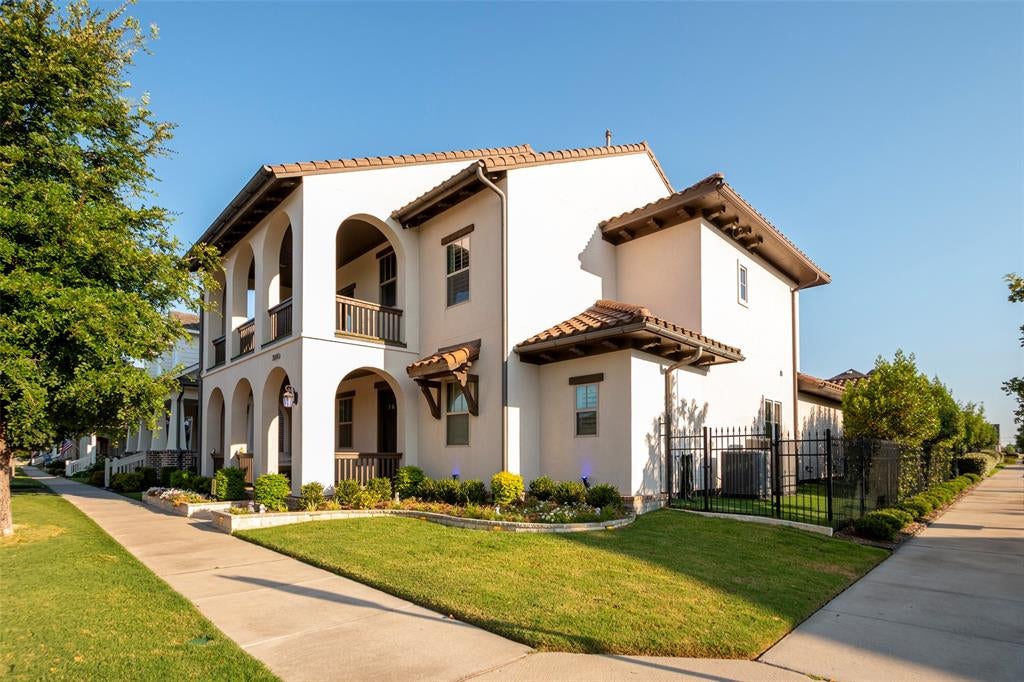 3990 Sevilla Drive