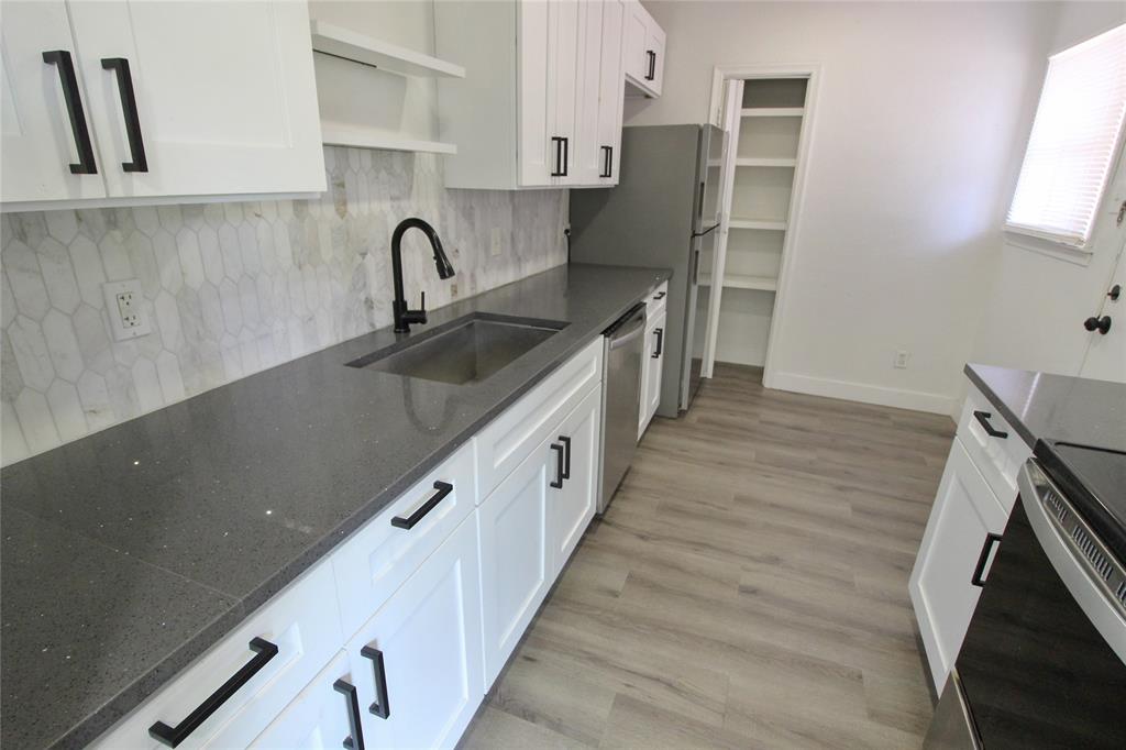 Royal Oaks Condos Bldg A - Residential