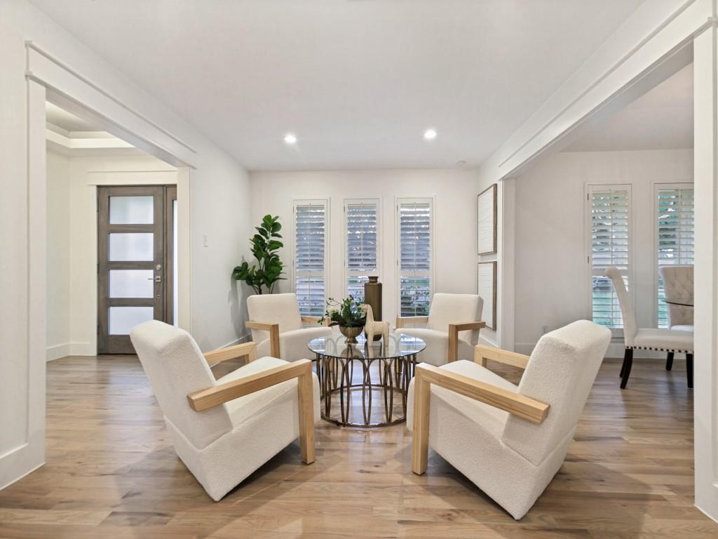 7262 Fernmeadow Drive