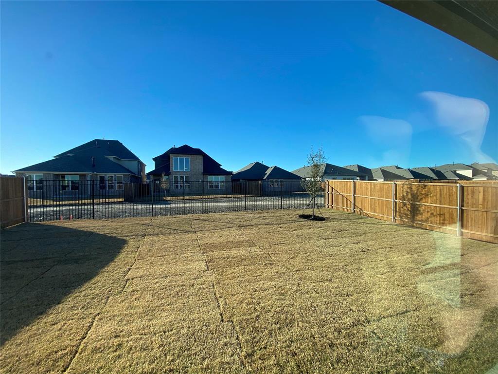 Anacapri Phase 1a - Residential Lease