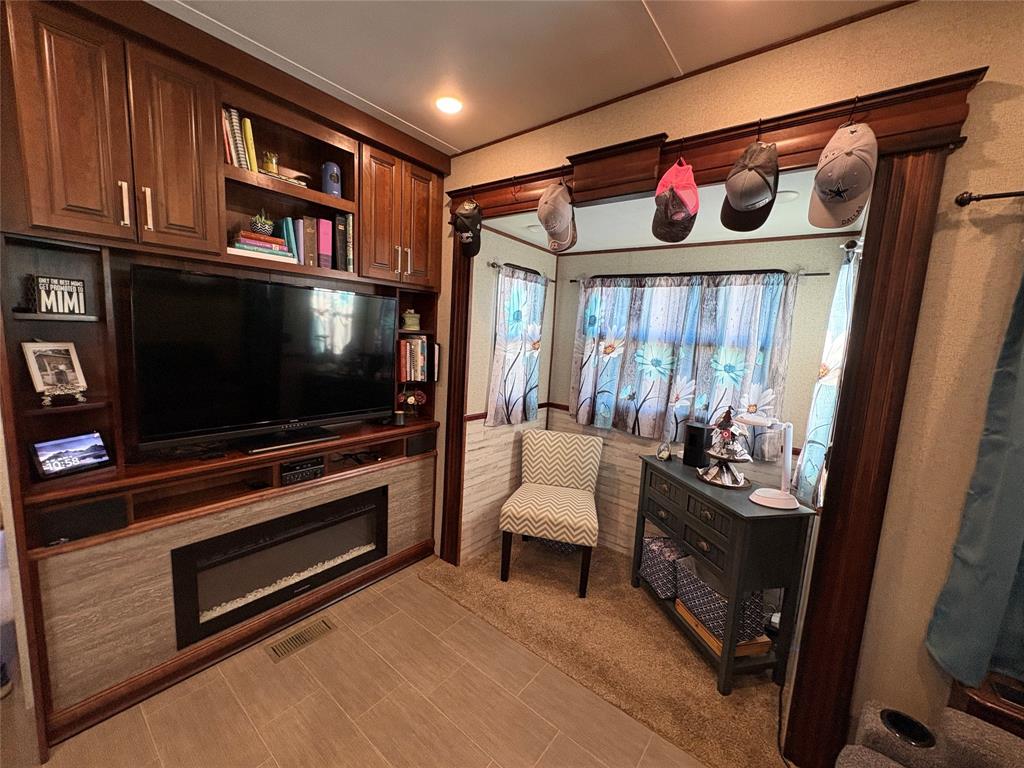 Holiday Village - Land