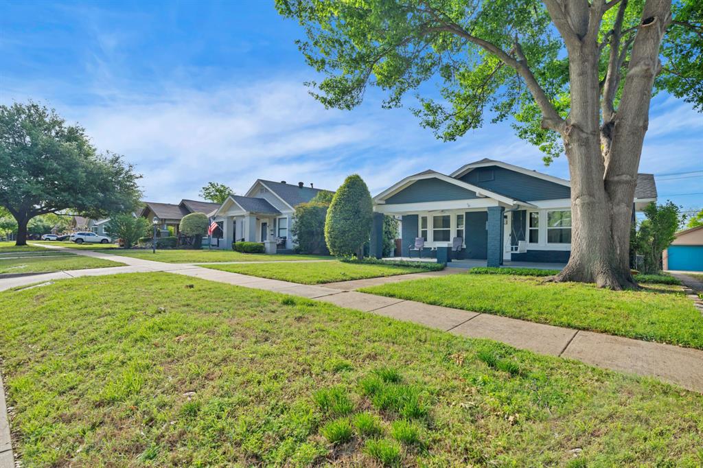 4829 Pershing Avenue