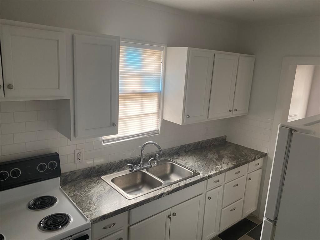 W J Bryan - Residential Lease