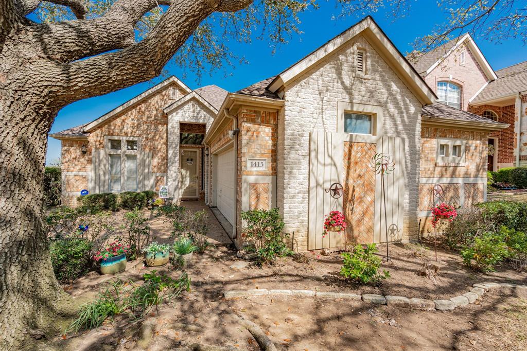 1415 Clubhill Drive