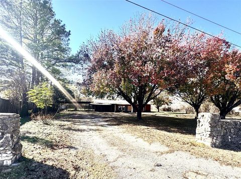 508 Lilac Drive Granbury TX 76049