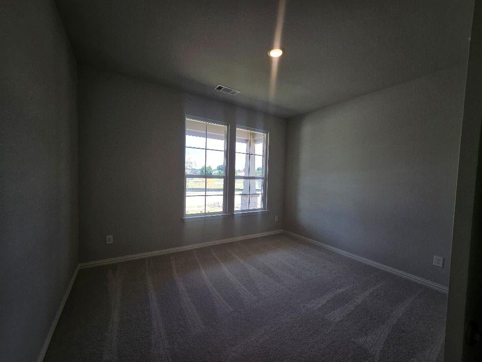 3005 Leopard Lane