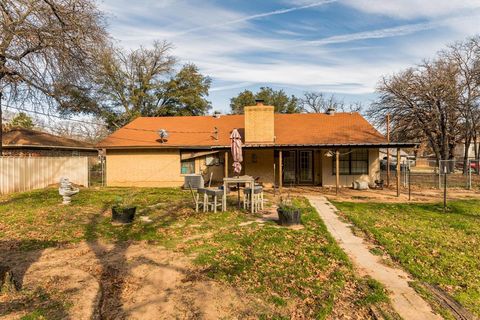 A home in Azle