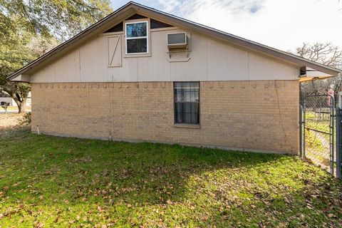 A home in Azle