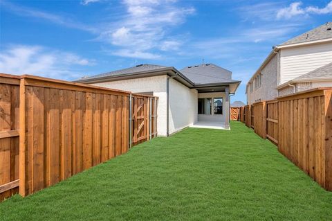 Property photo of 1908 Cola Drive, Van Alstyne, TX 75495