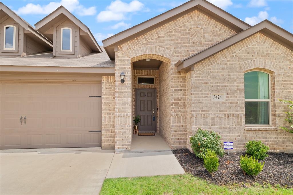 3424 Tahiti Lane