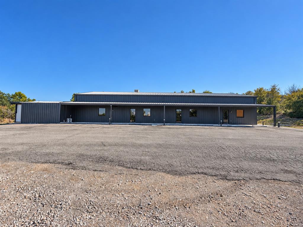 2524 Azle Hwy, Weatherford, TX 76085