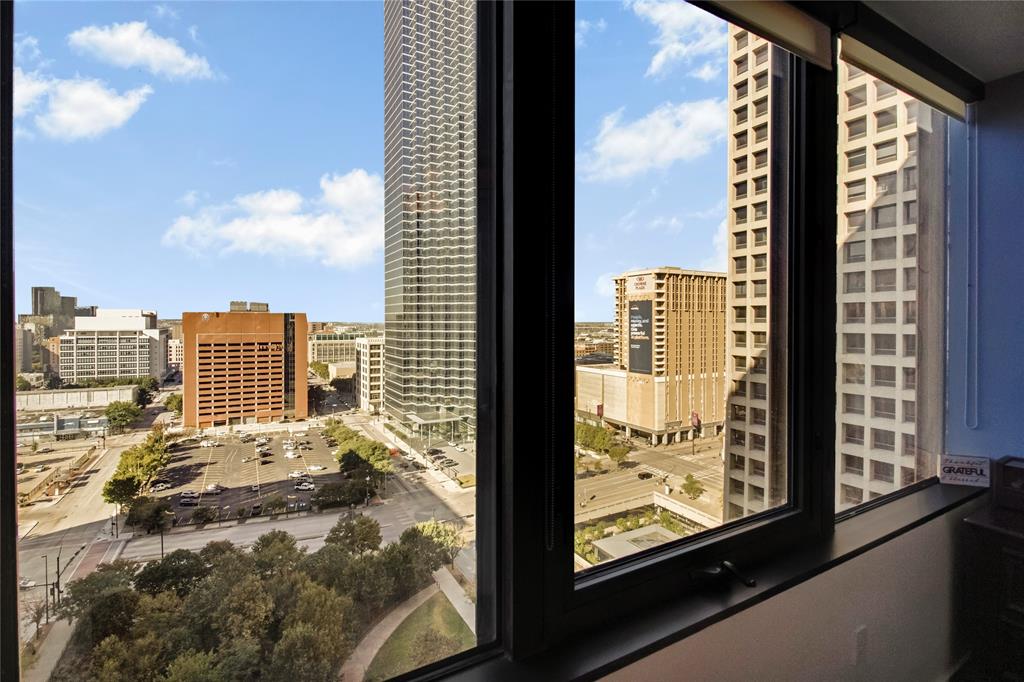 Metropolitan 1200 Main Street - Residential