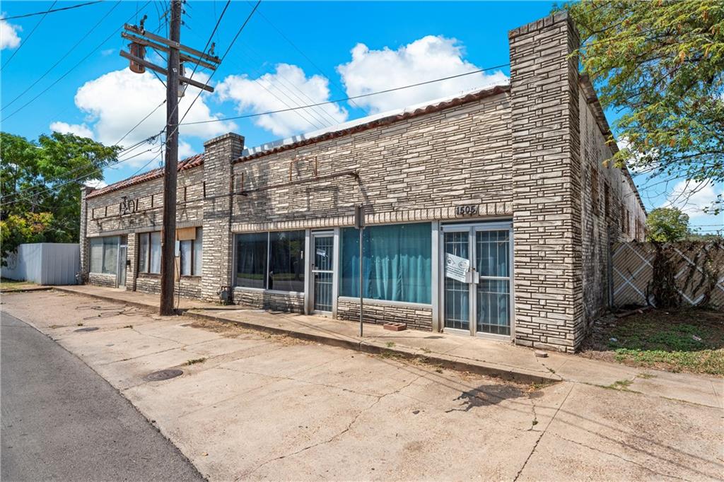 MACKEY J H - Commercial Sale