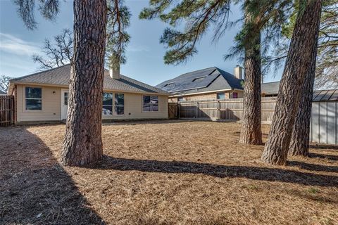 Tiny photo for 533 Lowery Oaks Trail, Fort Worth, TX 76120 (MLS # 21190651)