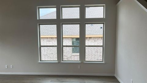 9528 Bently Boulevard Aubrey TX 76227