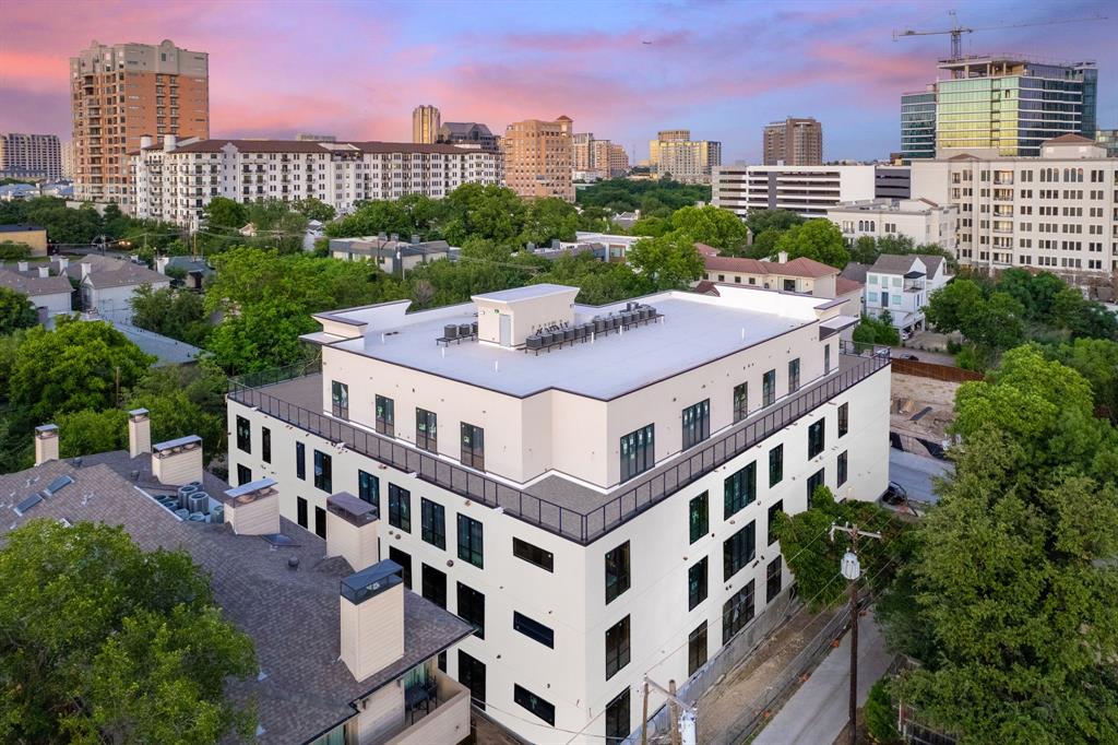 3601 Routh Street PH-4C