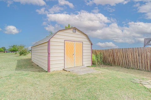Tiny photo for 5234 County Road 4098, Kaufman, TX 75142 (MLS # 21341322)