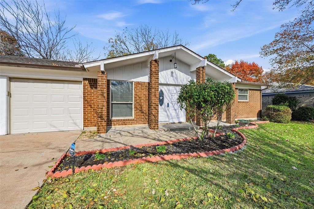 7825 Emerald Hills Way