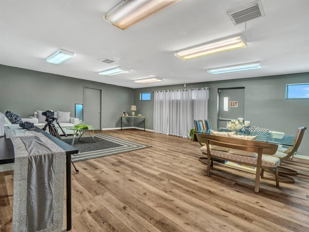 Pipeline Road Ch Of Christ Adn - Commercial Sale