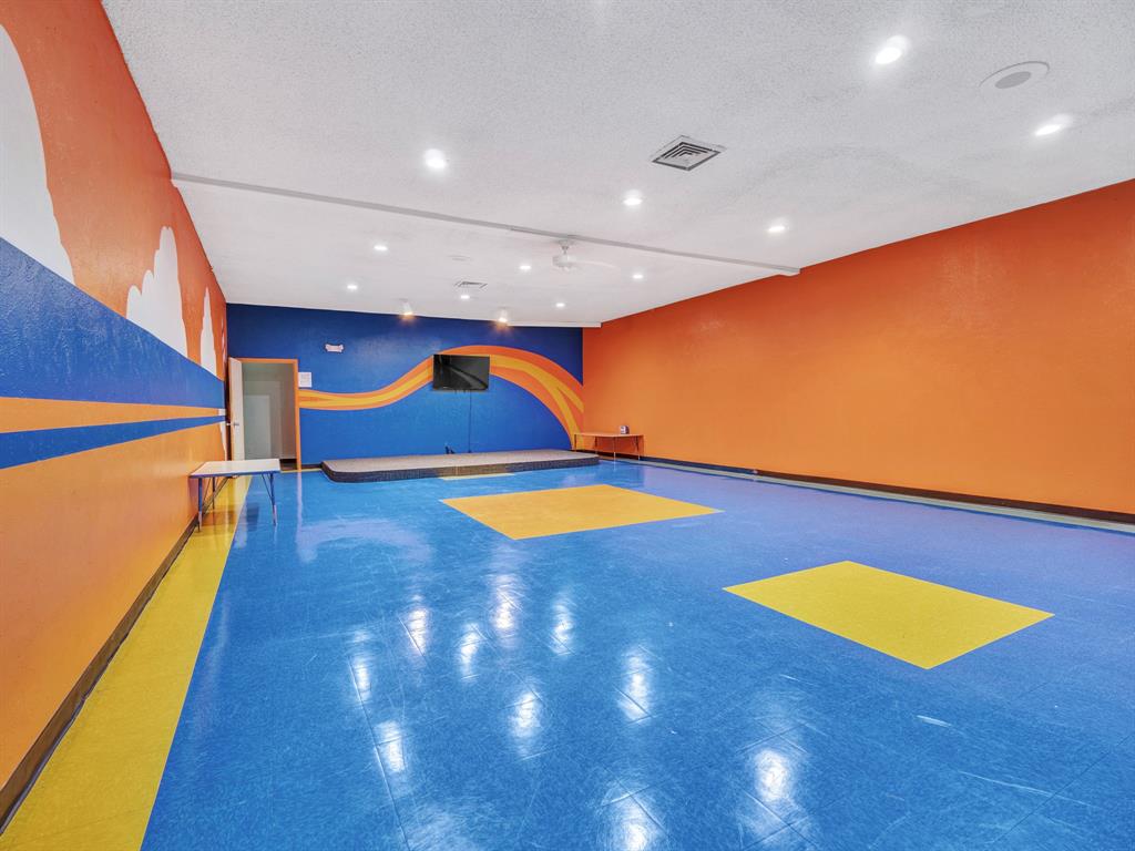 Pipeline Road Ch Of Christ Adn - Commercial Sale