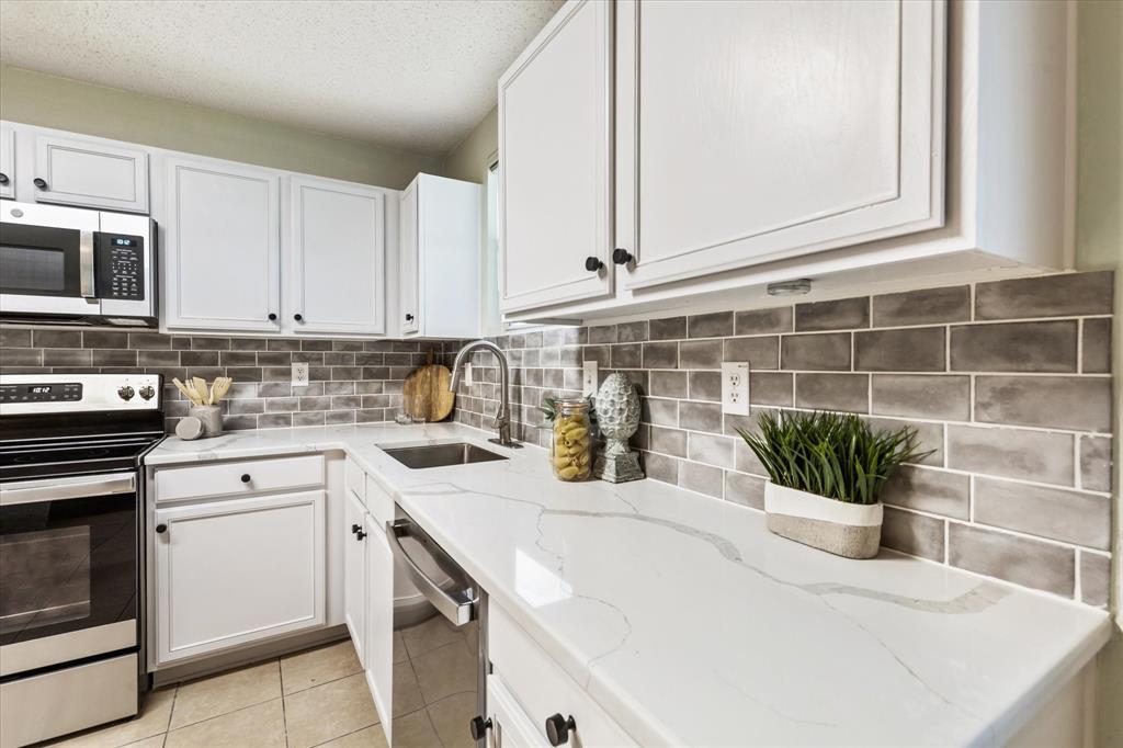 Burleson Meadows - Residential