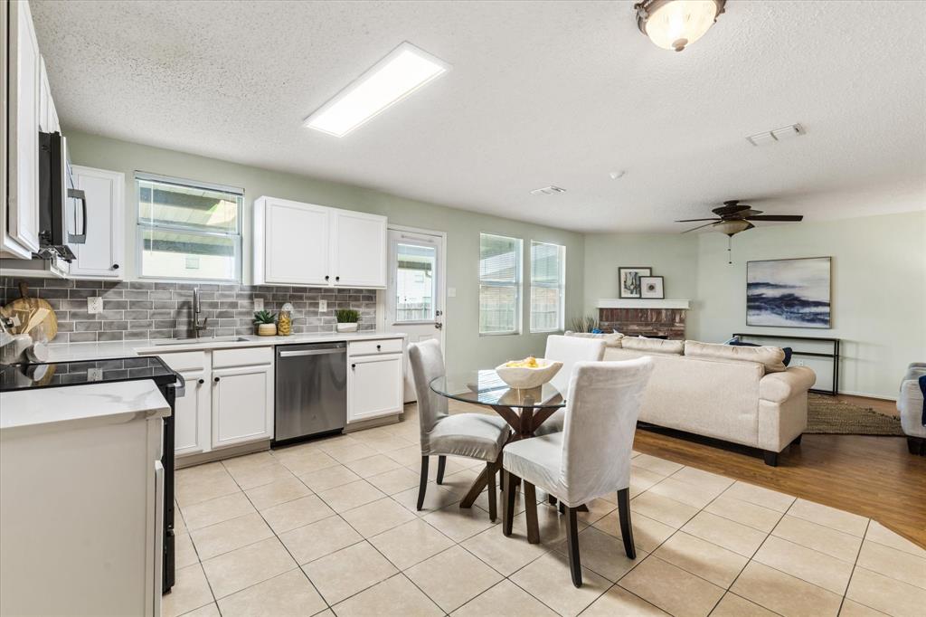 Burleson Meadows - Residential