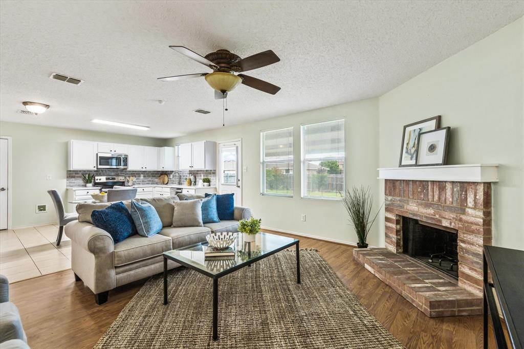 Burleson Meadows - Residential