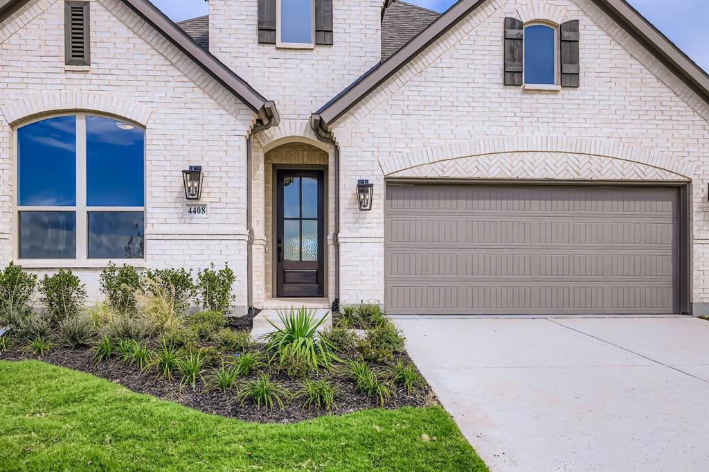 4408 Lamplights Drive