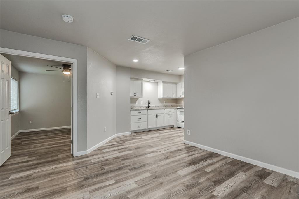 Richland Trace condos - Residential