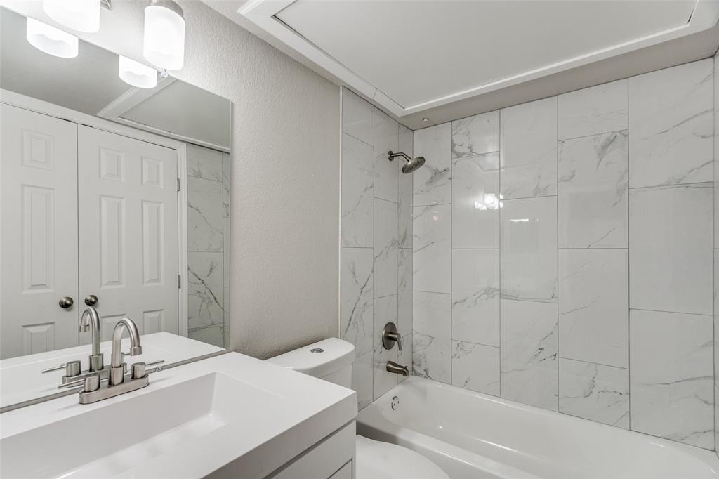 Richland Trace condos - Residential