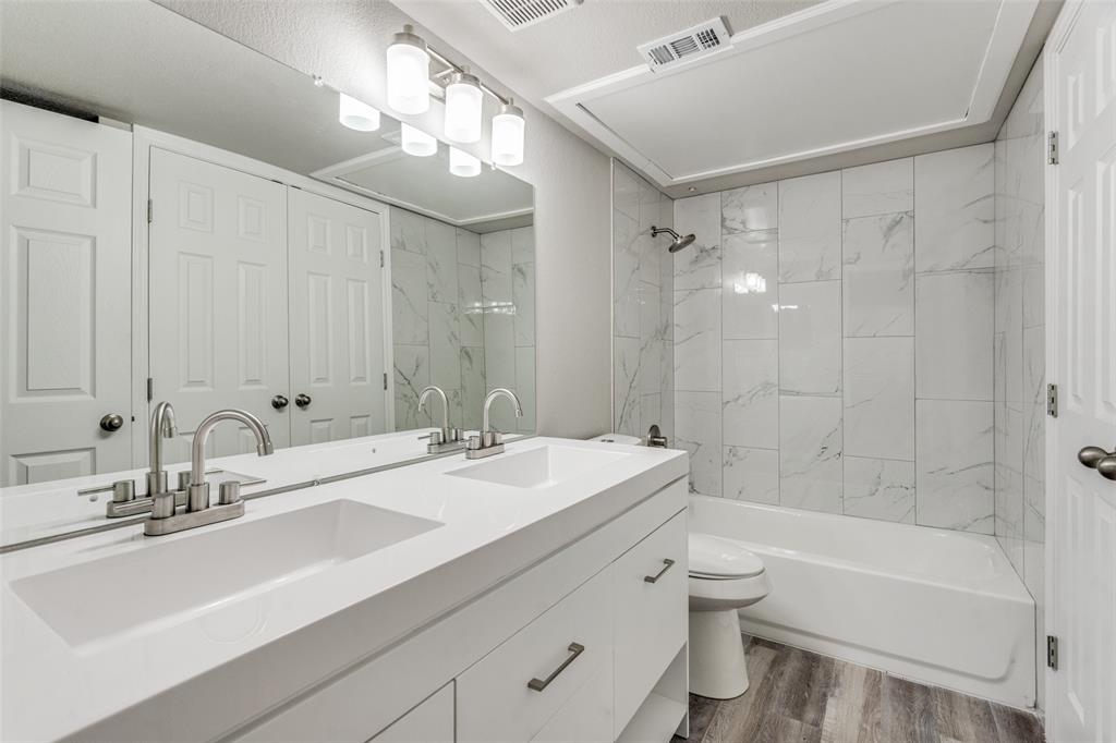 Richland Trace condos - Residential